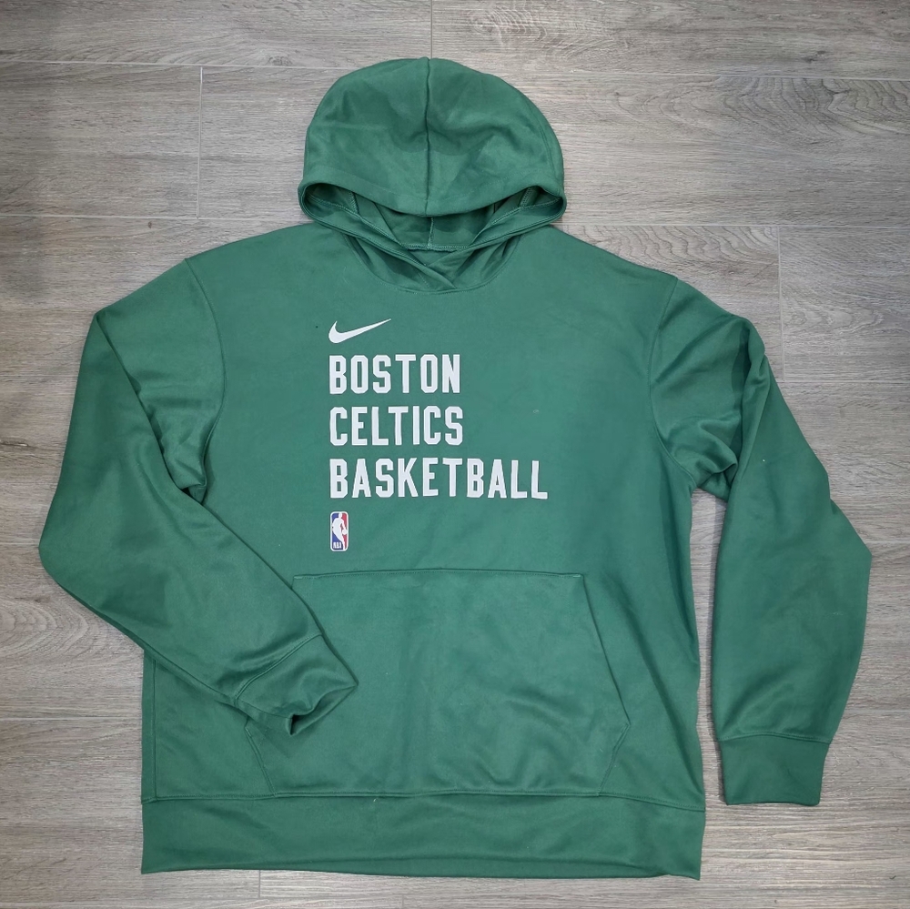 Boston Celtics Nike Spotlight Fleece Overhead Hoodie Mens Size Large NBA